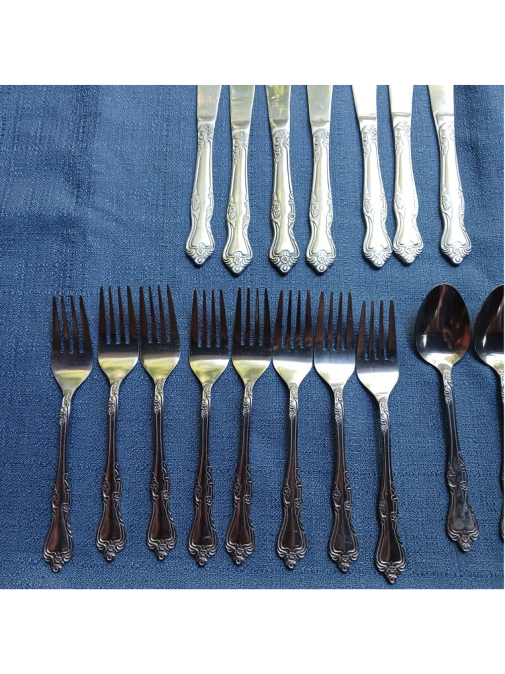 Oneida 23 piece